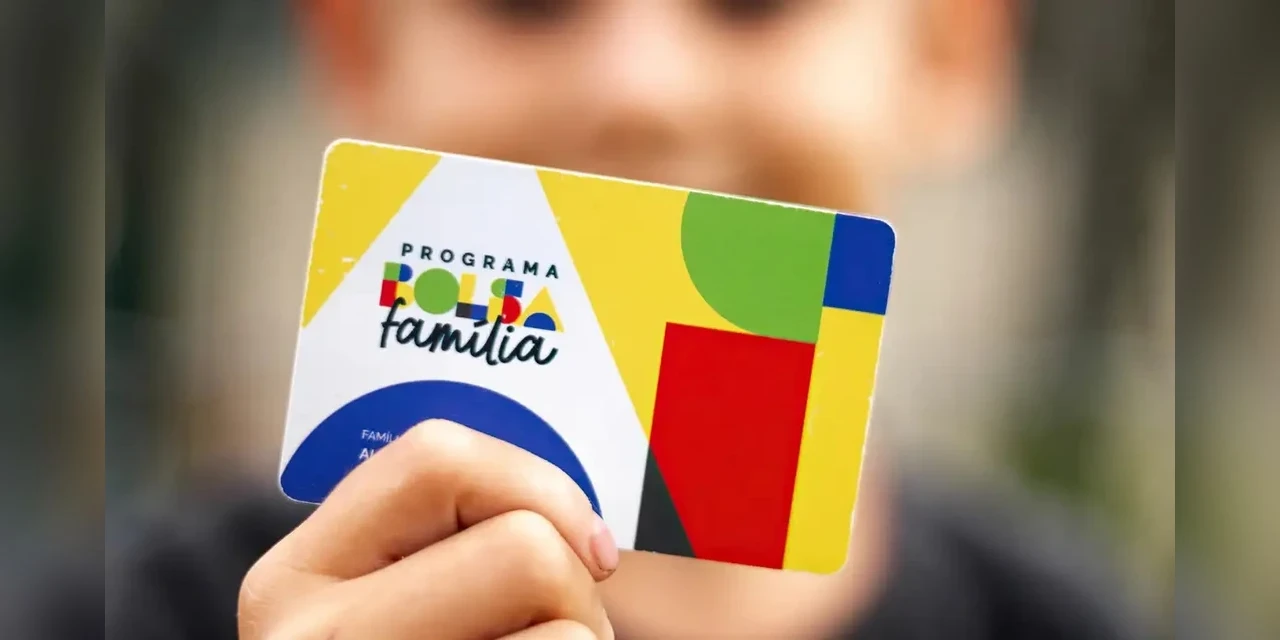 Caixa começa a pagar Bolsa Família de novembro