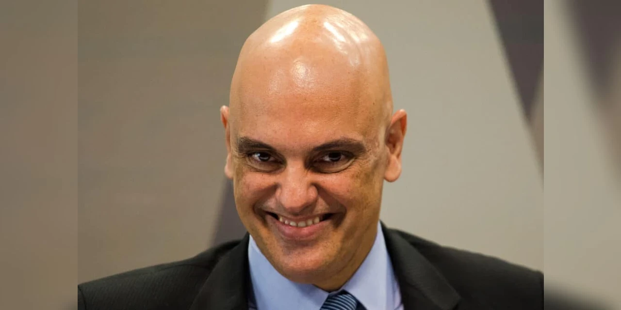 Alexandre de Moraes vota para tornar Eduardo Bolsonaro réu por tentar coagir STF