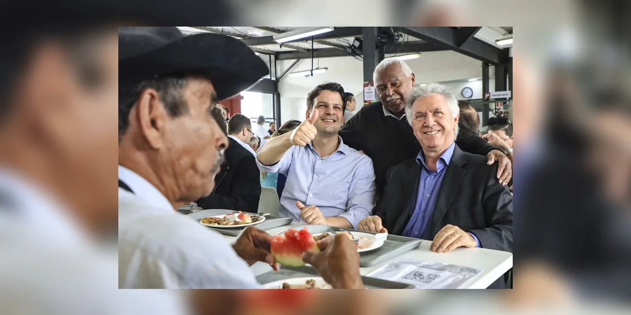 "A melhor forma de saber como ficou é provando a comida", destaca Eduardo Pimentel durante entrega de novo Restaurante Popular