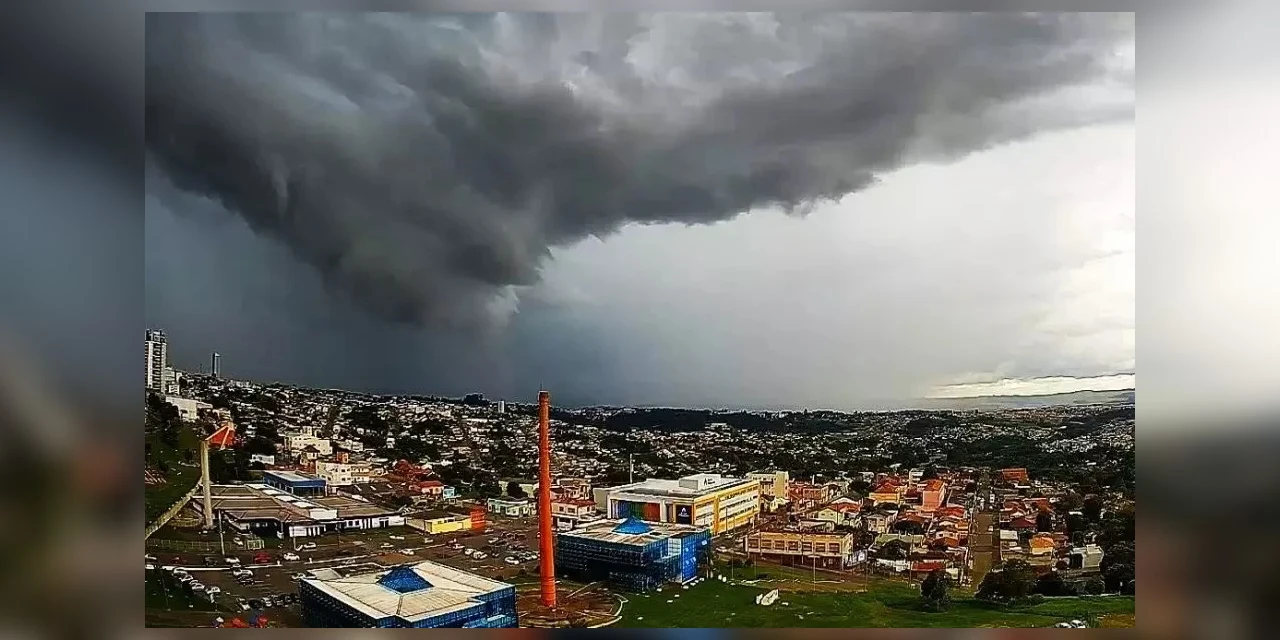 Frente fria que atingirá o Paraná será forte, mas menos intensa do que na semana passada