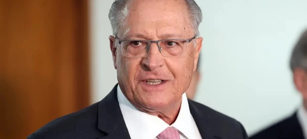 Alckmin afirma que corte tarifário dos EUA é positivo, mas distorções persistem