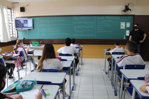 STF reconhece que recreio e intervalo entre aulas integram jornada de trabalho de professores