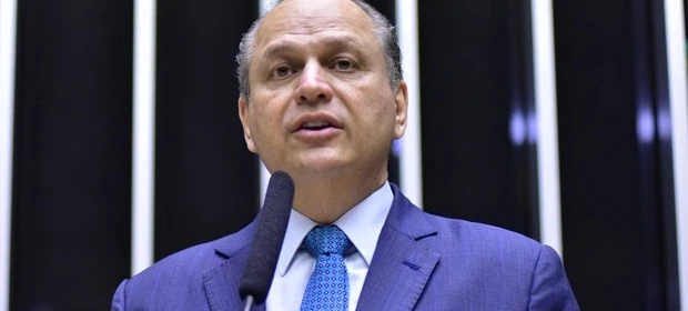 Exclusivo: "Se ele quiser ser candidato, vai ter que sair do União Brasil ou conquistar o Progressistas", afirma Ricardo Barros sobre candidatura de Moro a governador do PR