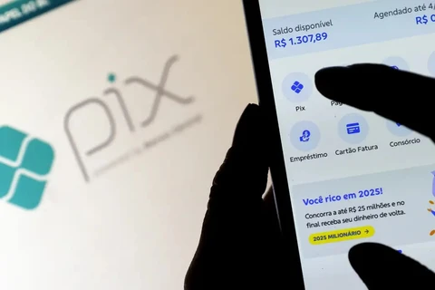 Pix completa cinco anos perto de movimentar R$ 30 trilhões por ano