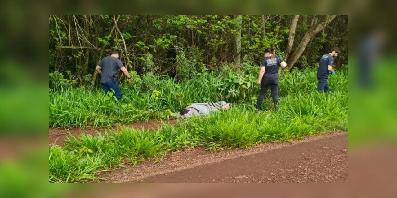 Enrolado em tapete, padre é encontrado morto com sinais de agressão