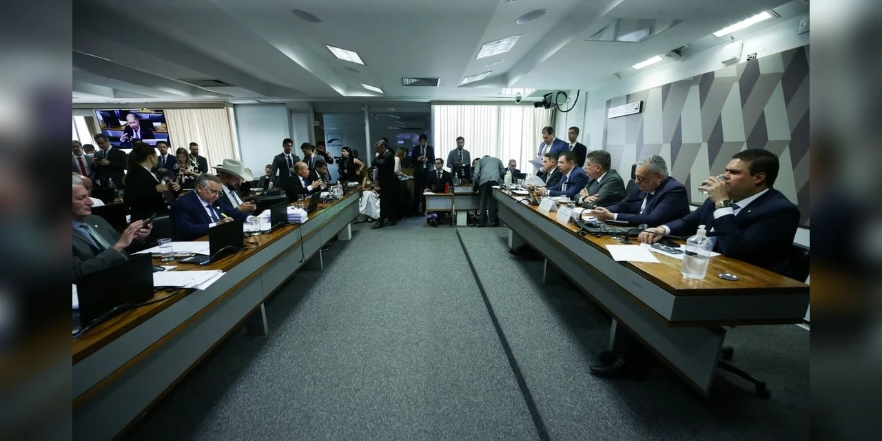 CPMI que investiga desvios no INSS cancela sessão após investigados apresentarem atestado médico e habeas corpus