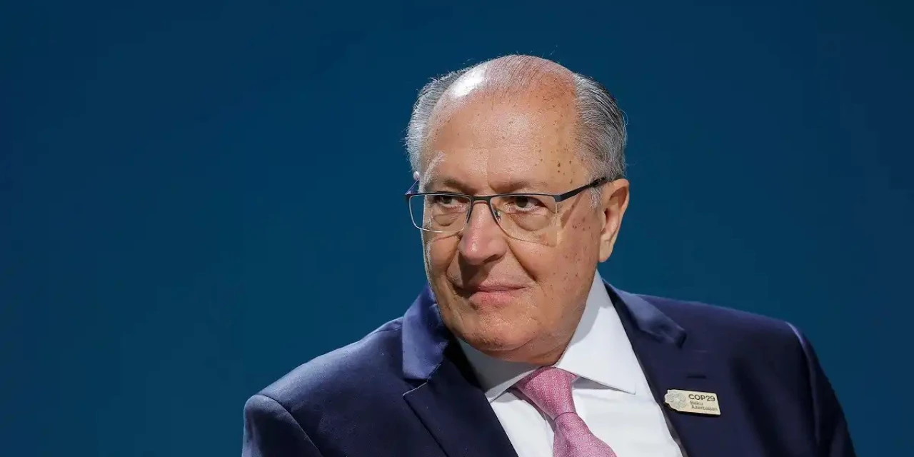 Com presença de Alckmin, Renault e Geely oficializam parceria e novos investimentos no Paraná