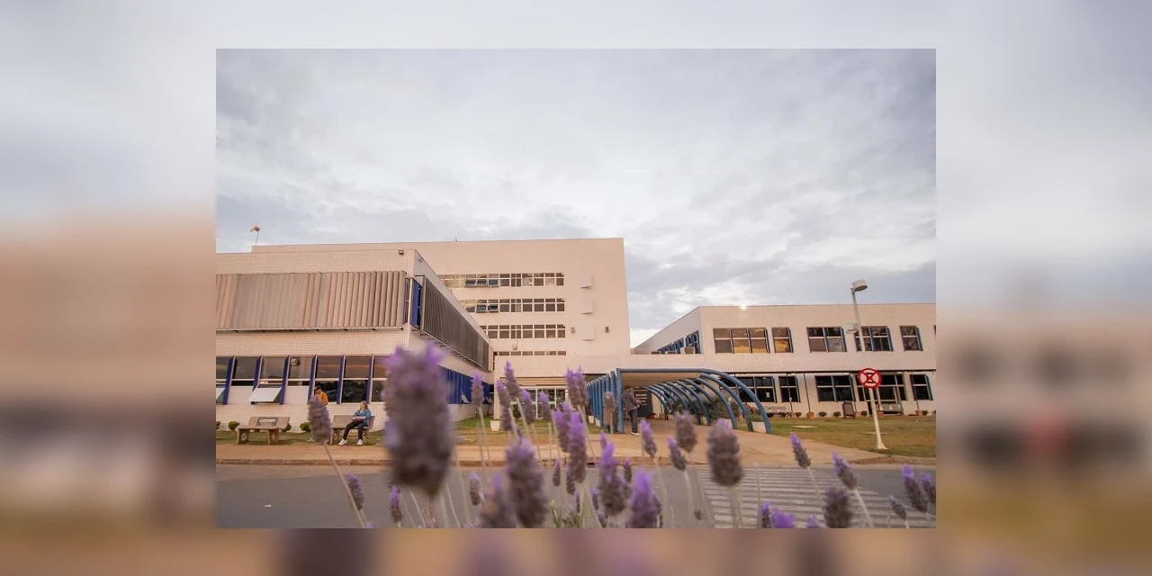 Hospitais Universitários de PG têm Serviço de Atendimento ao Cidadão via WhatsApp