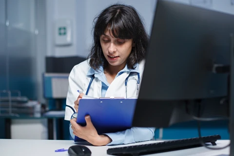 Projeto sugere regras para emissão de atestados médicos em Ponta Grossa