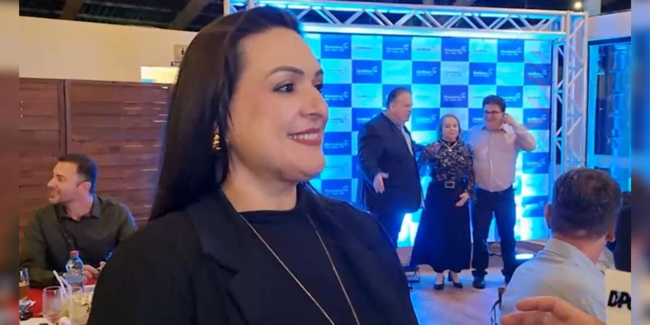 "Carambeí está pronta": Elisangela Pedroso destaca novos investimentos para o município