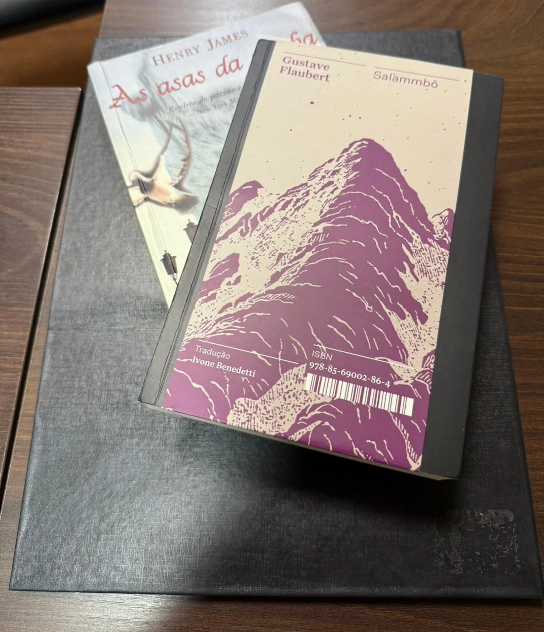 Material que estava presente na caixa