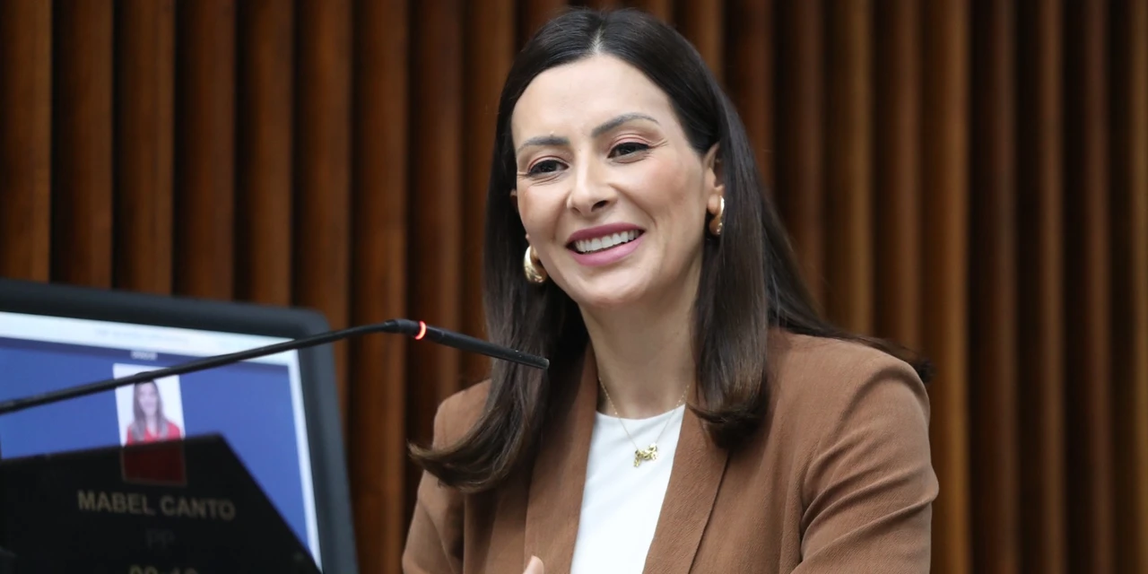 Mabel comemora avanço da ALEP rumo a selo nacional de combate à violência contra mulheres