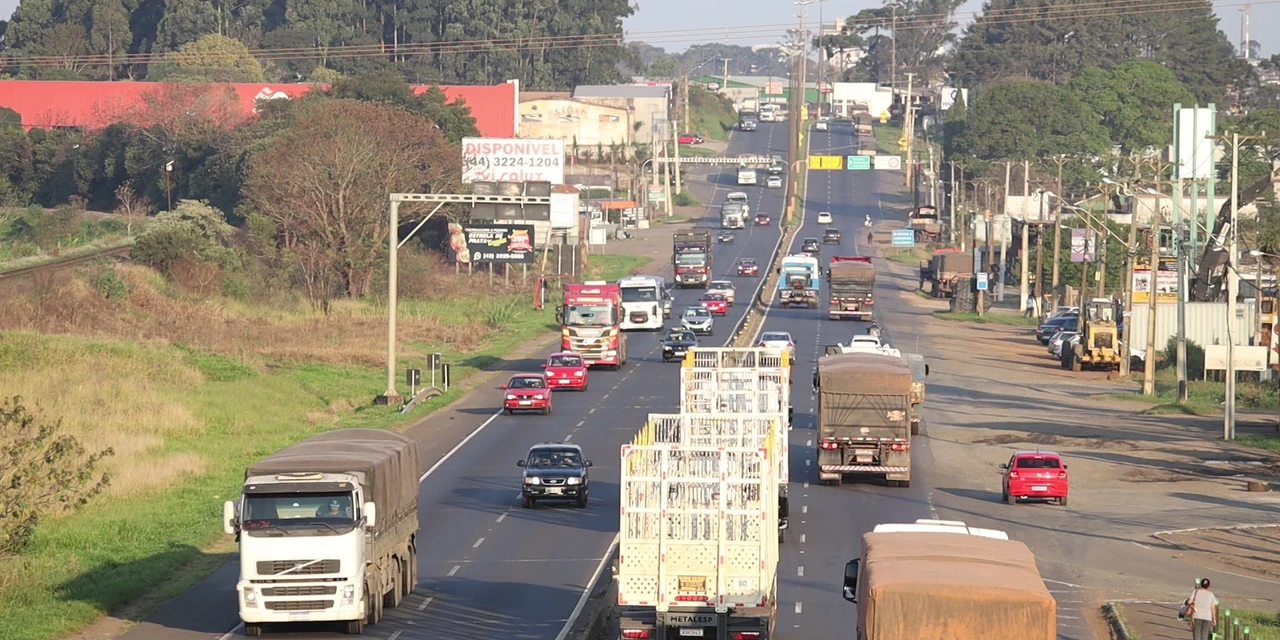 Feriado prolongado: mais de 390 mil veículos devem passar pela Rodovia do Café