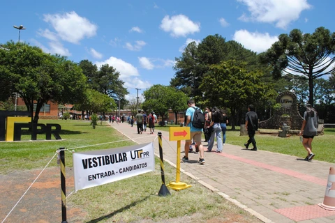 UTFPR promove vestibular neste domingo