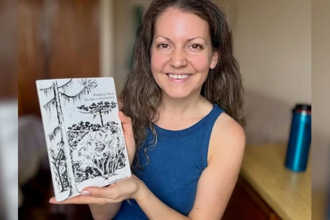 Encontro cultural em Ponta Grossa recebe a jornalista austríaca Alexandra Allover