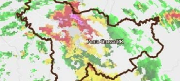 Radar mostra temporal passando por PG; Simepar explica como se forma este fenômeno climático