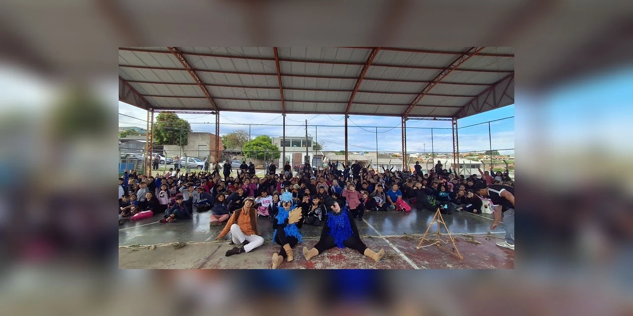 Coletivo Cacareco leva educação ambiental para cidades dos Campos Gerais