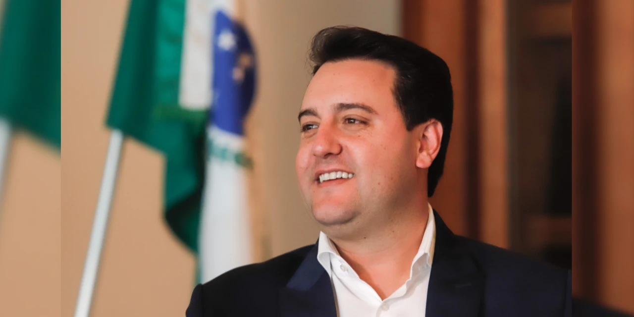 Ratinho Junior anuncia pagamento integral do 13º salário aos servidores públicos estaduais