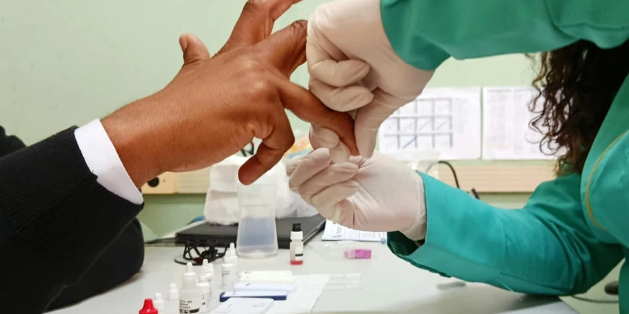 Campanha do "Novembro Azul" terá UBSs abertas em horários especiais em Castro