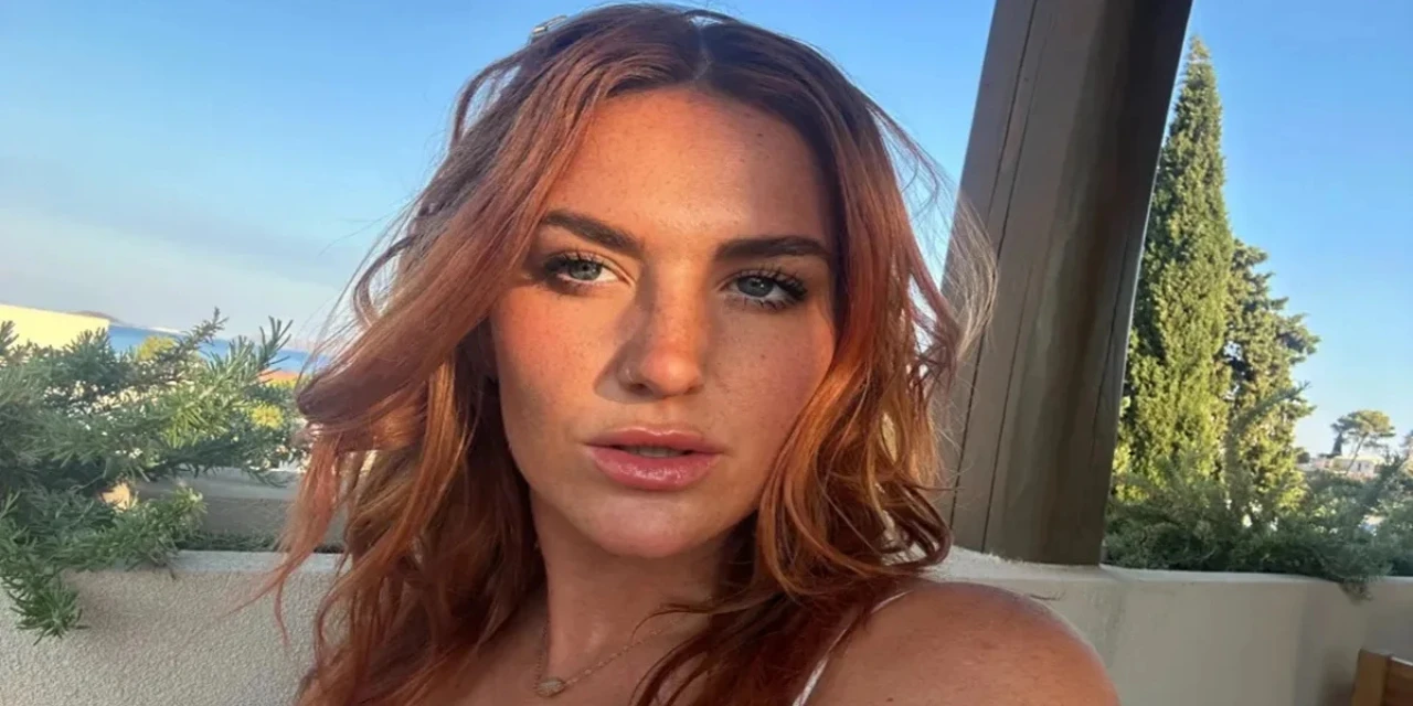 Mulher com duas vaginas decide abandonar carreira adulta para buscar um relacionamento sério