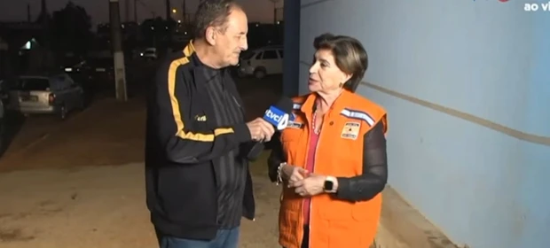 Jocelito cobra Elizabeth ao vivo para oficializar Mabel como representante de PG