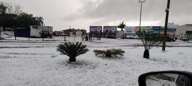 Elizabeth decreta situação de emergência em Ponta Grossa por conta de chuva de granizo