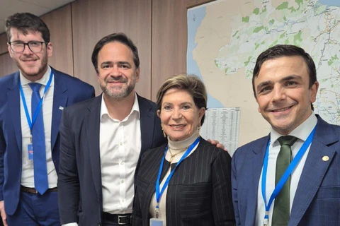 Aliel e Elizabeth avançam no projeto de devolução de terrenos ferroviários inativos ao município