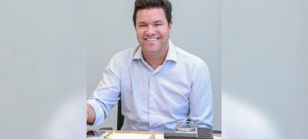 Guto Silva atinge 14% em pesquisa da CNN e consolida crescimento na corrida ao Governo do Paraná