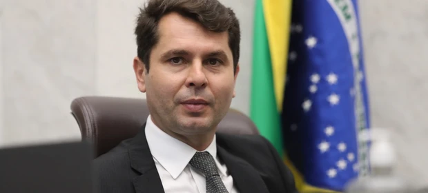 Alexandre Curi tem a menor rejeição entre os nomes testados ao governo do Paraná, aponta pesquisa