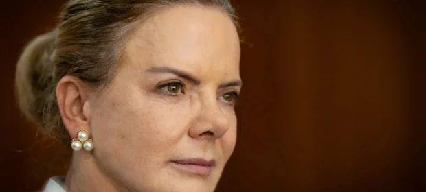 Gleisi Hoffmann cita operação contra Refit e cobra aprovação urgente do projeto sobre Devedor Contumaz