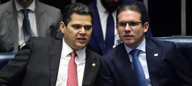 Artigo: 'Entre meninos e homens', por Oliveiros Marques