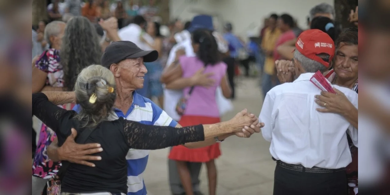 Expectativa de vida aumenta no Brasil e chega ao maior índice já registrado; confira