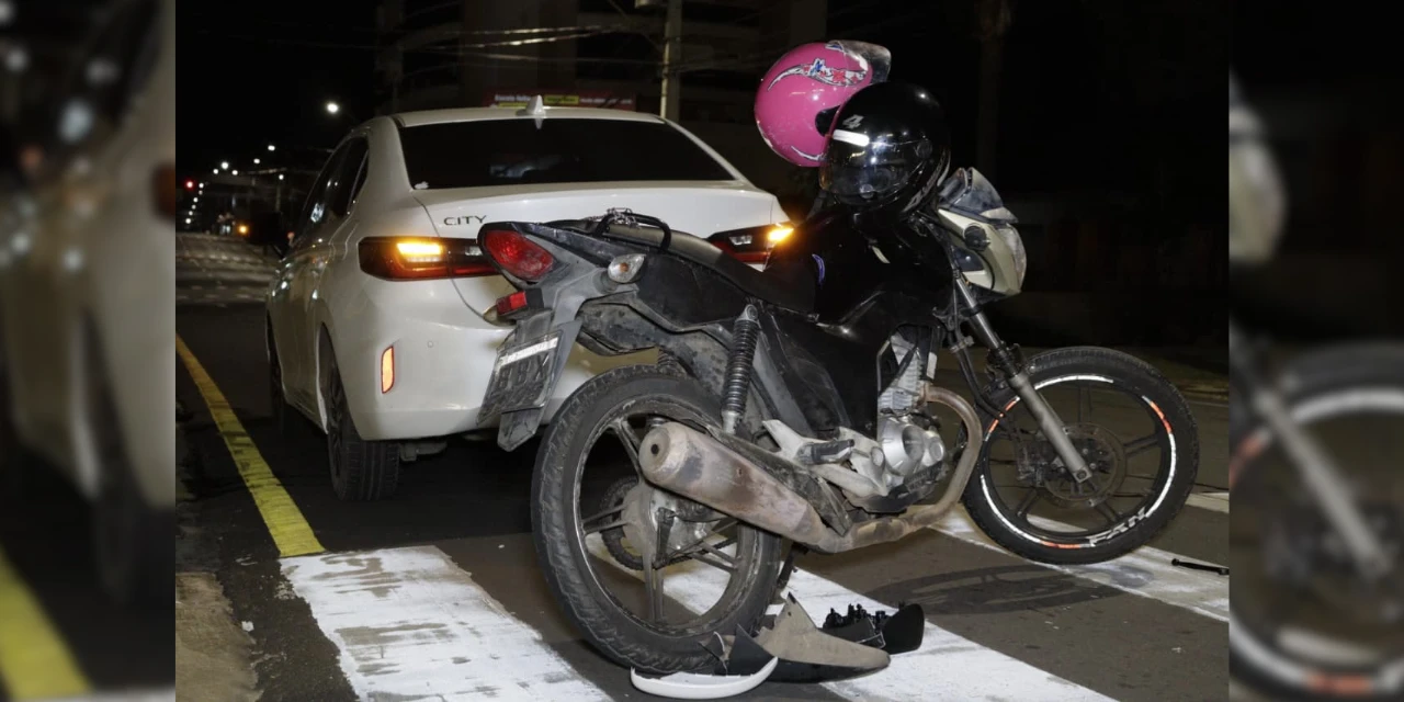 Motociclista tem fratura exposta após colisão com carro na 'Balduíno Taques'