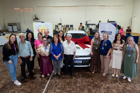 Serviço de Obras Sociais recebe veículo para reforçar atendimentos em Ponta Grossa