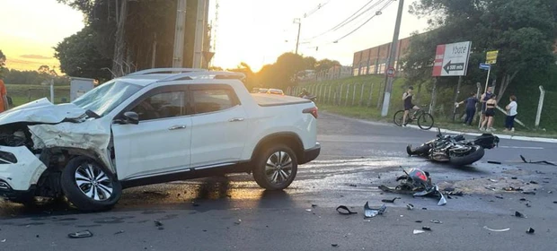 Motociclista perde a vida após grave acidente em avenida de Ponta Grossa