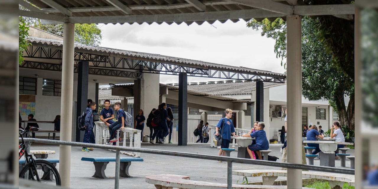 Votação para novos diretores de escolas estaduais ocorre nesta terça