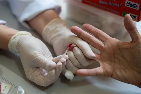 Ponta Grossa destaca-se na prevenção ao HIV/AIDS com tratamento de excelência