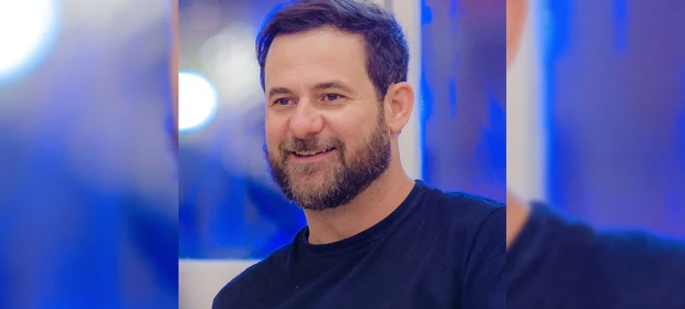 Escritor de Ponta Grossa lança livro de poesias na próxima semana