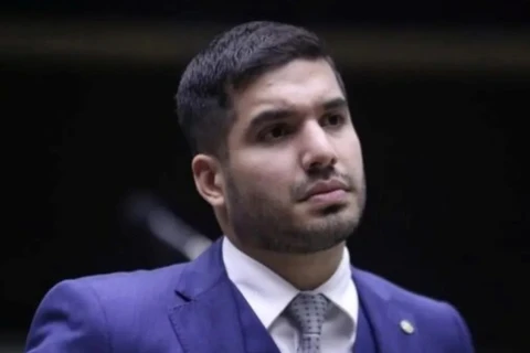 PL reconsidera apoio a Ciro Gomes após reunião em Brasília