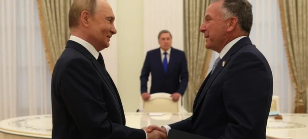 Reunião entre emissários dos EUA e Putin é classificada como “produtiva” pelo Kremlin