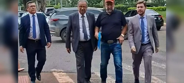 Representante dos caminhoneiros protocola ação de paralisação nacional no Planalto; movimento nega cunho político