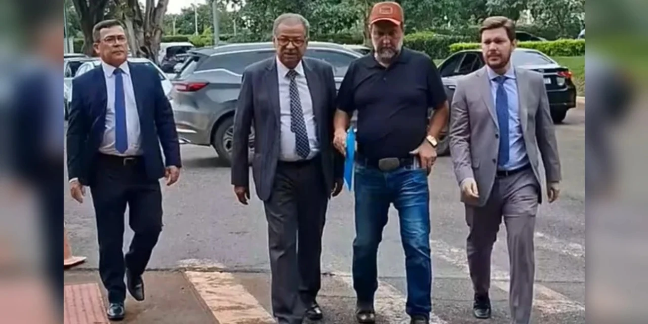 Representante dos caminhoneiros protocola ação de paralisação nacional no Planalto; movimento nega cunho político