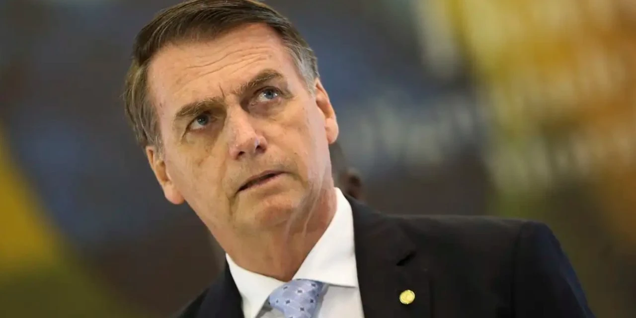 Justiça atesta data que Bolsonaro terminará de cumprir pena; saiba qual