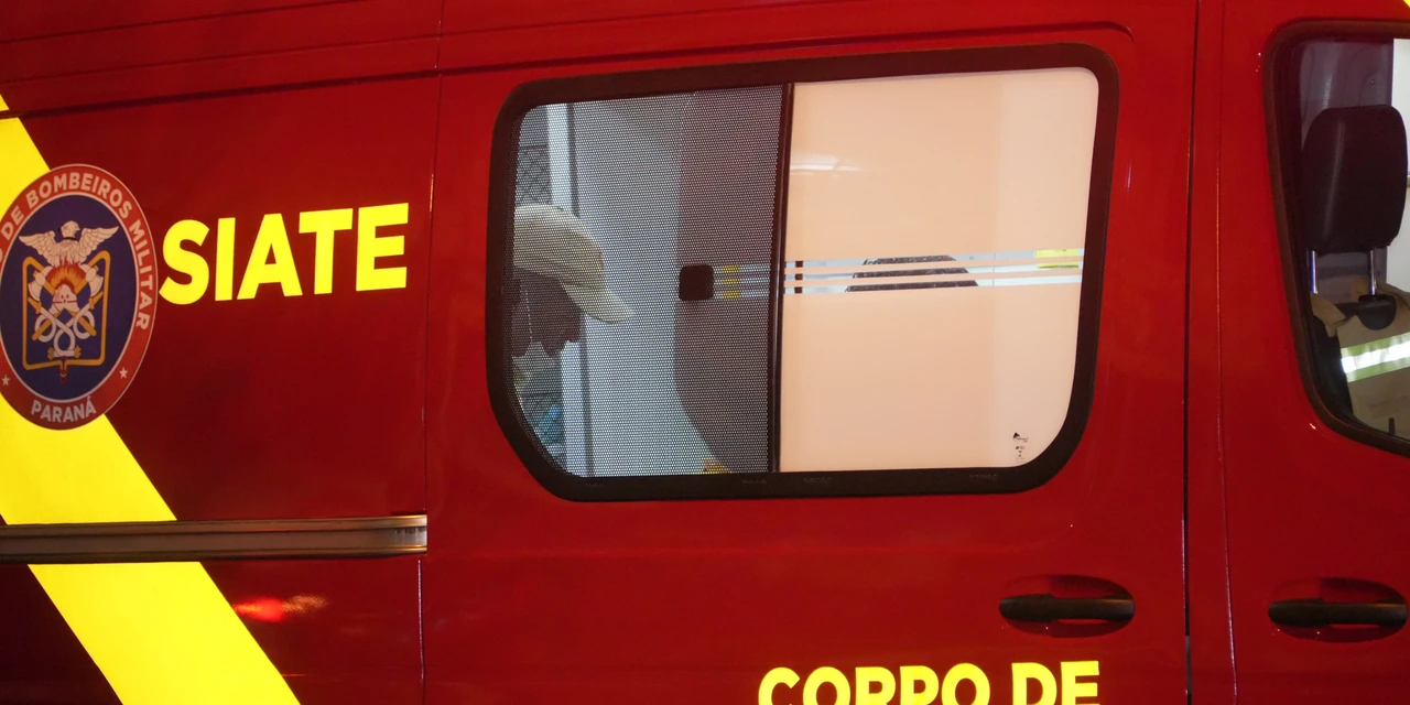 Adolescente fica ferida após brigar por conta de time de futebol em escola na região