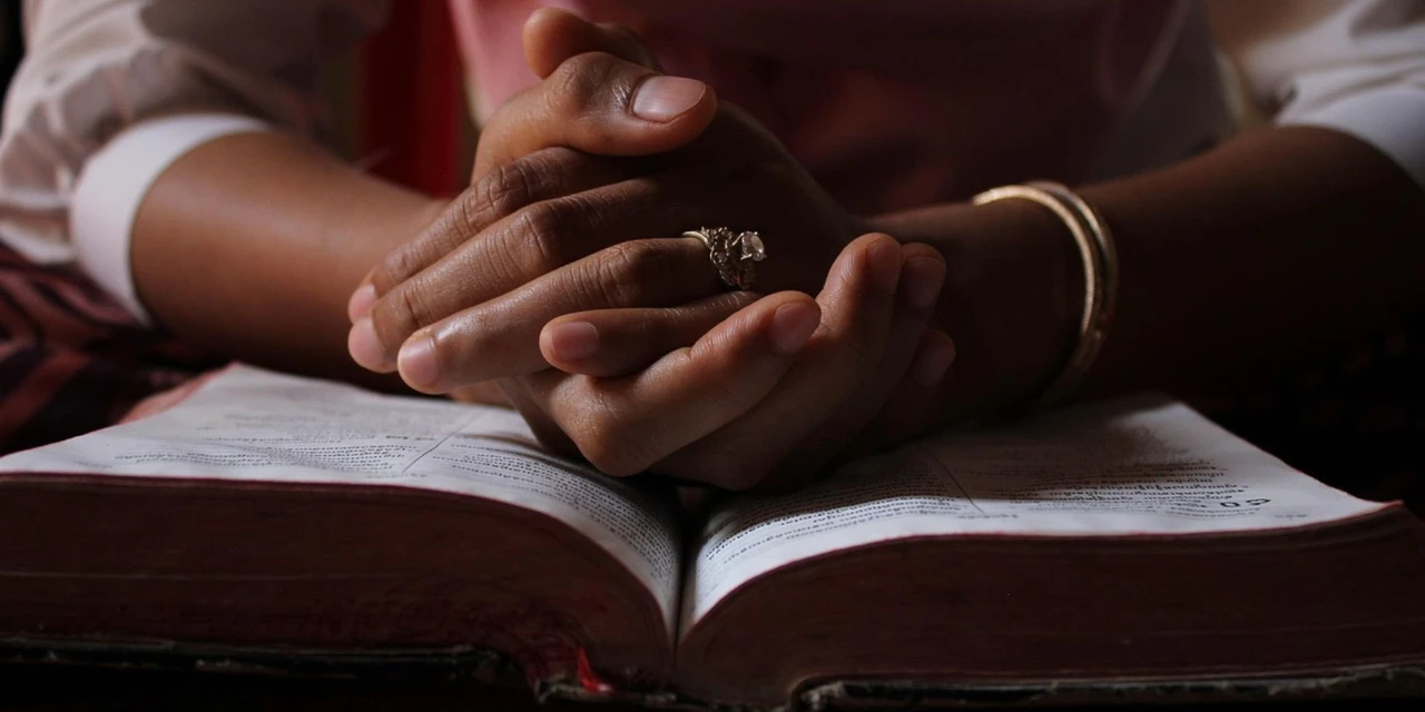 Projeto propõe Bíblia Sagrada como recurso pedagógico em escolas de Ponta Grossa