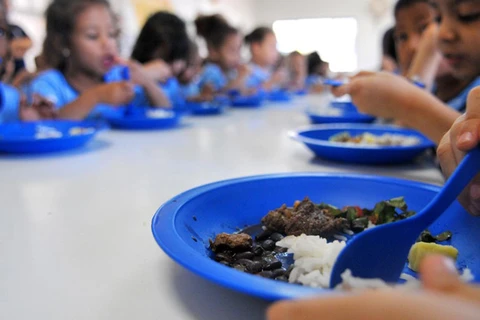 Vencedora de licitação da merenda já foi alvo de denúncia ao TCE do Rio de Janeiro