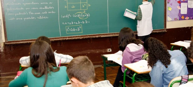 TCE determina correção de edital irregular para compra de materiais escolares em Telêmaco Borba