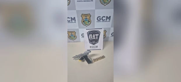 Homem ameaça filho de sócio e é detido por porte ilegal de arma de fogo no bairro Nova Rússia