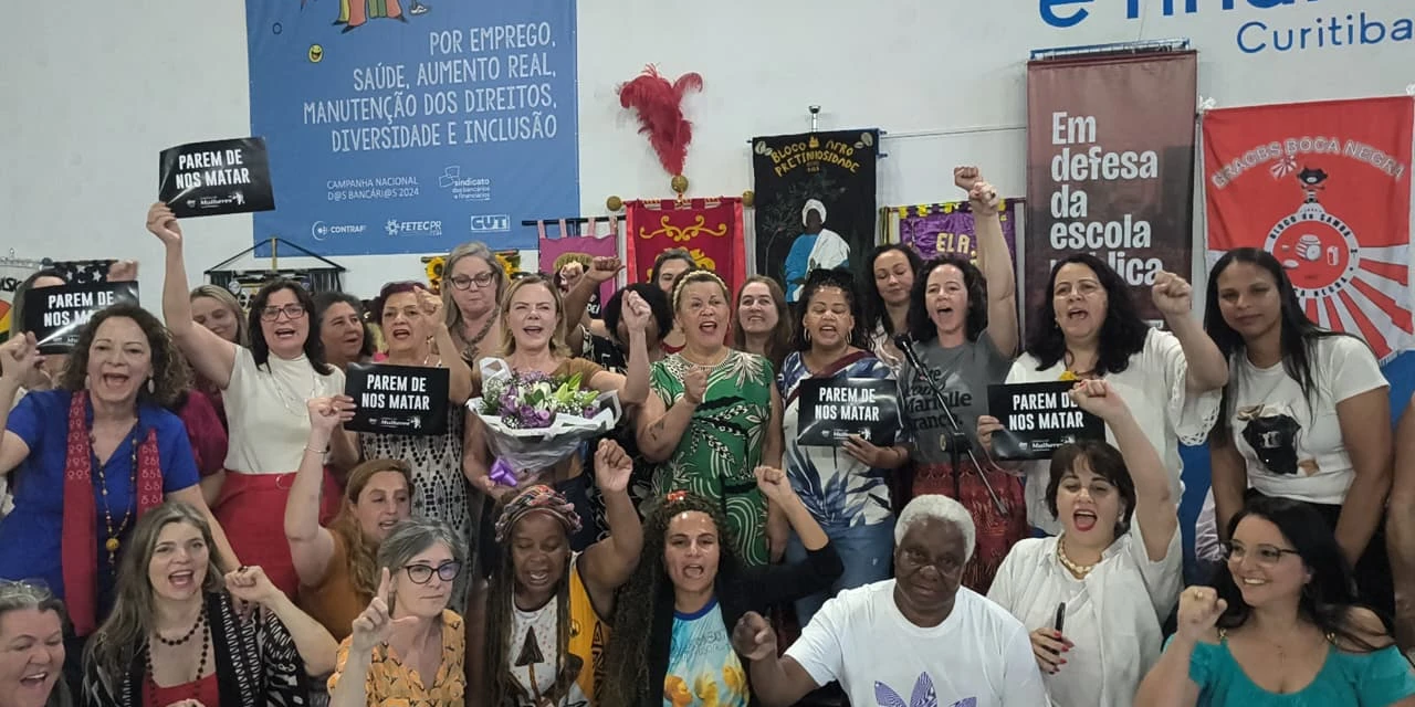 Gleisi participa de encontros em Curitiba e destaca a importância da defesa da democracia