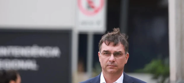 Escolha de Flávio Bolsonaro para 2026 redefine cenário da direita e pressiona pré-candidatos ao Planalto